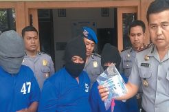 Pensiunan PNS Nekat...