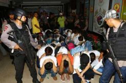 WNA yang Ditangkap di Bandung Barat Dibawa ke Jakarta