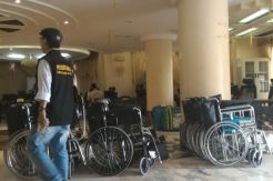 Tak Dipacking, Kursi Roda Jamaah Indonesia Banyak Tercecer