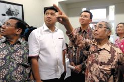 Berpolitik untuk Pengabdian