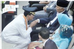Harno Minta Restu Orang...
