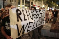 Sambut Kedatangan Imigran, Rakyat Portugal Turun ke Jalan