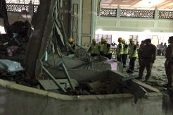 Raja Arab Saudi Janji Investigasi Insiden Rubuhnya Crane