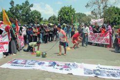 Dewan Diminta Bentuk...