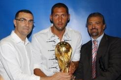 Legendaris Yakin, Scudetto...
