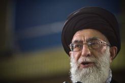 Khamenei Sebut AS Lebih...