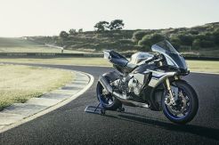 Sukses R1, Yamaha Rilis Generasi Penerus
