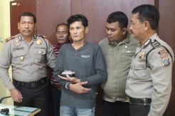 Kena PHK, Syahril Menyambung Hidup dengan Menjual Sabu