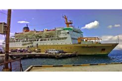 Berpetualang ke Raja Ampat dengan Hotel Terapung