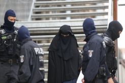 Cari Tersangka Ekstrimis, Polisi Jerman Razia Masjid