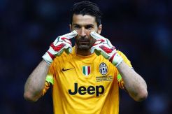 Lawan Tim Kurcaci, Juve Istirahatkan Buffon