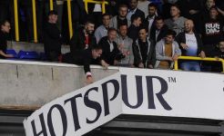 Fans Tak Terkendali, Arsenal Terancam Sanksi
