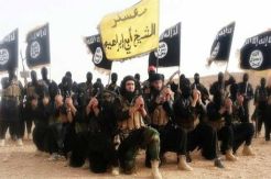 Militan ISIS Penggal...