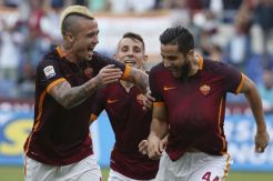 Roma Bantai Carpi Lima Gol di Olimpico