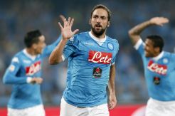 Higuain On Fire, Napoli Tekuk Juventus di San Paolo