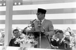 PDIP Ngotot Pemerintah Harus Minta Maaf ke Soekarno