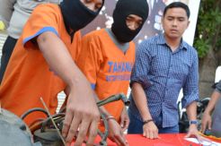 Dua Perajin Emas Palsu Beraksi di Sidoarjo