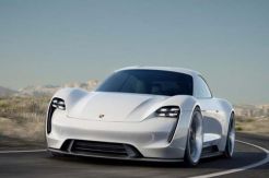 Ini Sistem Entertainment Pilihan Porsche