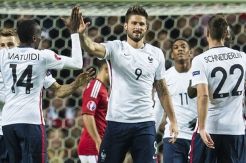 Giroud Girang Dapat Modal Bersaing dengan Walcott
