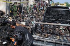 Tujuh Kios di Pasar Kacangan Diamuk Api