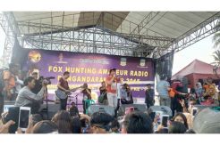 Artis Cakra Khan Dipukul Saat Mau Naik Panggung
