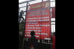 Demo di DPR, Mahasiswa: Jokowi Tidak Mandiri