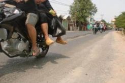 Jalan Penghubung Majalengka-Indramayu Ambles Lagi