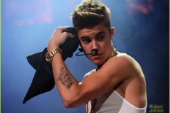 Justin Bieber Bocorkan...