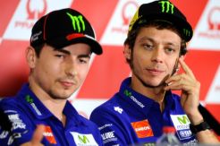 Lorenzo Ngaku Tak Tertekan Hadapi Rossi