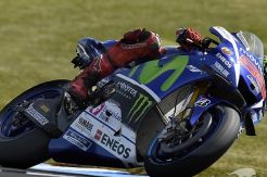 Pecundangi Pedrosa, Lorenzo Terus Tekan Rossi di Latihan Kedua