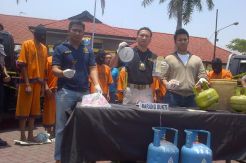 Oplos Gas Elpiji Bersubsidi, 9 Warga Malang Diamankan