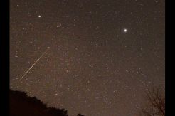 Benda Mirip Meteor Hebohkan...