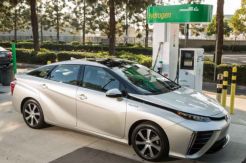 Peminat Toyota Mirai Makin Tinggi