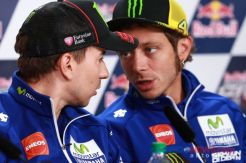 Yamaha Indonesia Tak Peduli Insiden Rossi dan Marquez