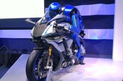 Robot Ini Dibuat Yamaha Untuk Kalahkan Rossi