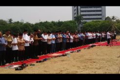 Gelar Salat Istisqa, DPR: Semoga Turun Hujan Lebat