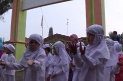 Kabut Asap Menipis, Anak-Anak Ini Semangat Bersekolah