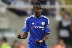 Di Tengah Keterpurukan, Chelsea Perpanjang Kontrak Ramires