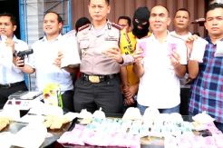 Gerebek Pabrik Ekstasi Polisi Sita Narkoba Rp50 Miliar