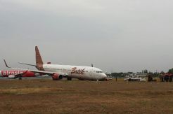 Batik Air Tergelincir, Warga: Banyak yang Takbir