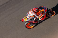 Rekor Dikalahkan, Marquez Puji Kemampuan Lorenzo