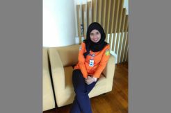 Lebih Senang ke Pantai