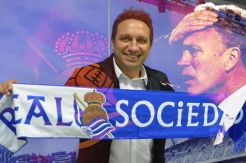 Pecat Moyes, La Real Tunjuk Mantan Pelatih Barca