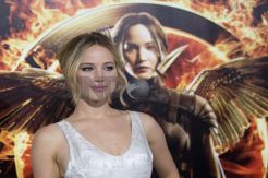 Jennifer Lawrence Jadi...