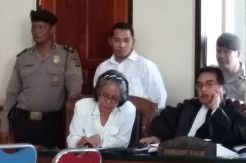 Sidang Kasus Angeline,...