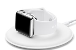 Tesla Bikin Dock Pengisian Baterai Apple Watch