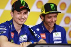 Apakah Lorenzo Pantas Disebut Legenda Yamaha?