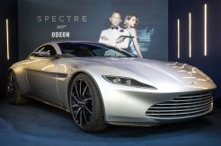 Mobil James Bond Dipamerkan...