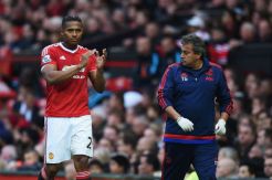 Valencia Bakal Absen Panjang Membela MU
