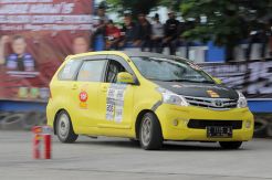 Oli TOP 1 Dukung Kejuaraan Slalom di Sukabumi